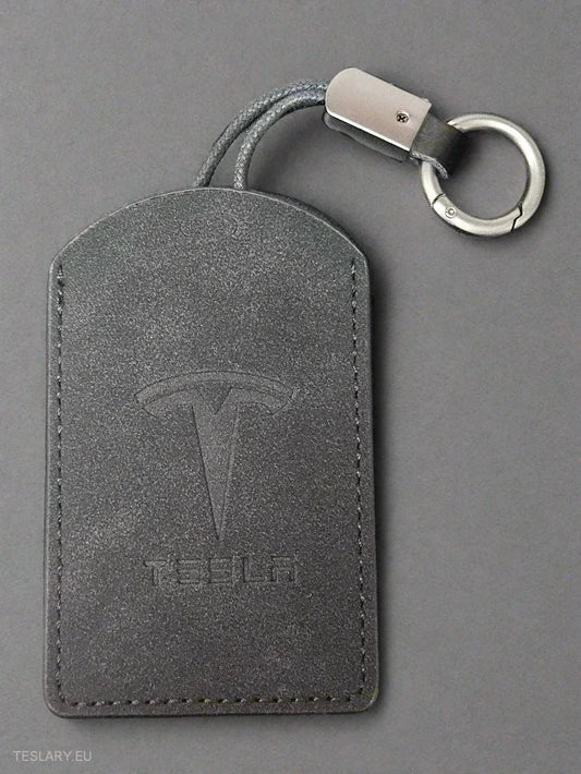 Accesorios Imprescindibles para Tesla: Mejora Tu Experiencia