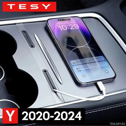 Accessoires Incontournables Tesla : Central Console USB Hub