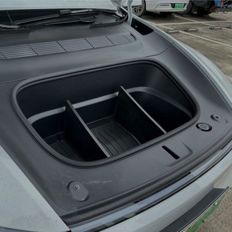 Mejora Tesla Model Y Juniper con Accesorios Esenciales
