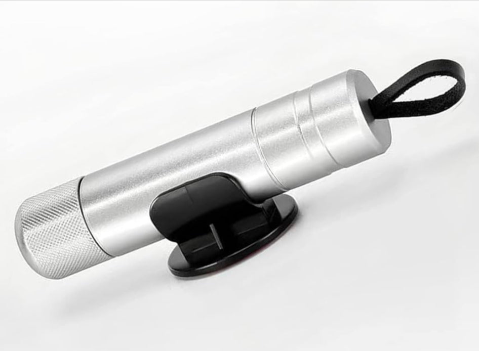 Emergency Escape Tool - Break Glass Allowing Quick Escape - Tesla Models 3 Y S X - TESLARY Tesla Shop Accessories Europe Nederlands Dublin Cork Ireland Deutschland Espana Alicante France Italia