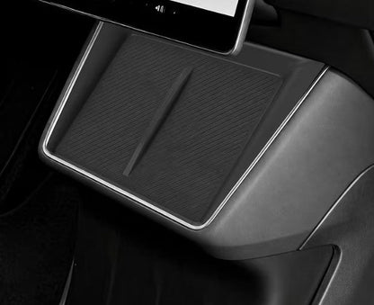 Wireless Phone Charging Anti Slip Protective Pad Protector for Tesla Model Y Juniper Standard RWD - TESLARY Tesla Shop Accessories Europe Nederlands Dublin Cork Ireland Deutschland Espana Alicante France Italia
